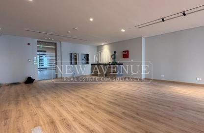 Office Space - Studio - 1 Bathroom for rent in Park St. - Ring Road - The 5th Settlement - New Cairo City - Cairo