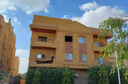 شقة - 3 غرف نوم - 2 حمامات للبيع في البنفسج 1 - البنفسج - مدينة القاهرة الجديدة - القاهرة