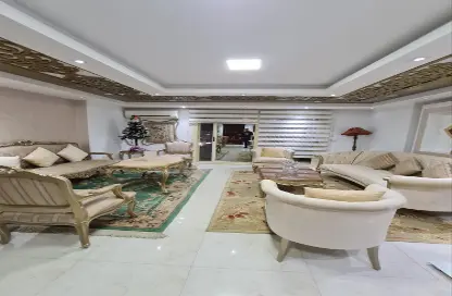 شقة - 3 غرف نوم - 2 حمامات للايجار في شارع الحريه - الماظة - مصر الجديدة - القاهرة