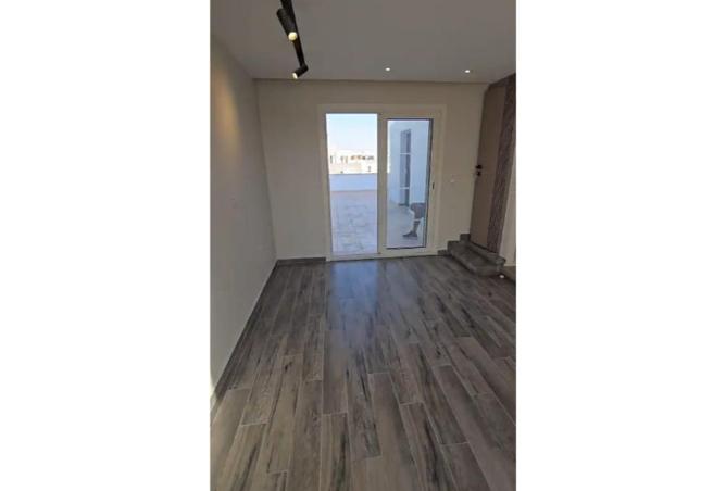 57252044 - Property Image 2