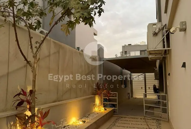 121151048 - Property Image 2