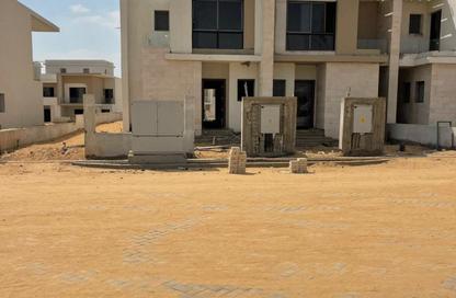 Townhouse - 4 - 4 for sale in Centerville - Hyde Park - New Cairo City - Cairo