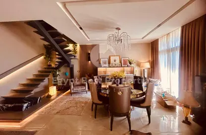 (بنتهاوس  (روف - 3 غرف نوم - 3 حمامات للبيع في مون ريزيدنس - فيفث سكوير - التجمع الخامس - مدينة القاهرة الجديدة - القاهرة