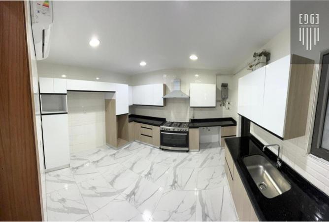 77795199 - Property Image 3