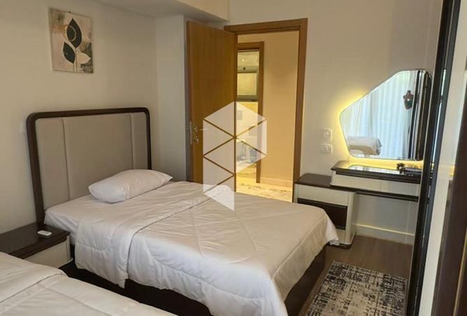 77602158 - Property Image 3