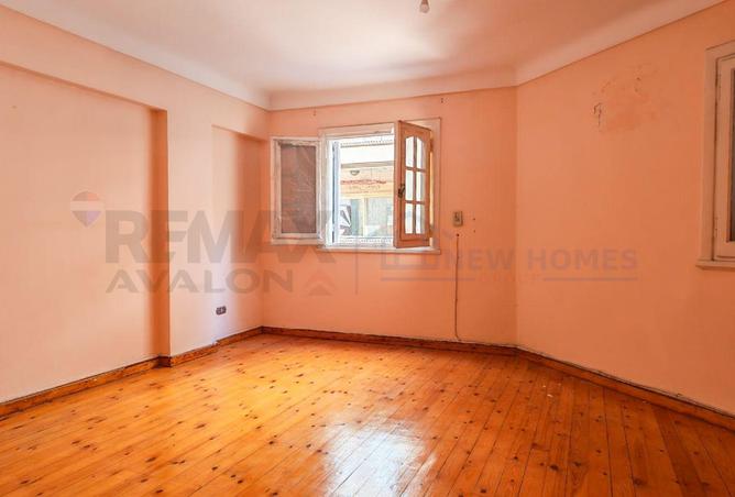 8572940 - Property Image 2