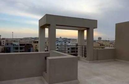 (بنتهاوس  (روف - 3 غرف نوم - 3 حمامات للبيع في مون ريزيدنس - فيفث سكوير - التجمع الخامس - مدينة القاهرة الجديدة - القاهرة