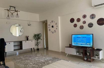Apartment - 2 Bedrooms - 1 Bathroom for rent in El Rehab Extension - Al Rehab - New Cairo City - Cairo