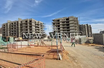 Apartment - 3 Bedrooms - 3 Bathrooms for sale in Garden Residence - New Cairo City - Cairo