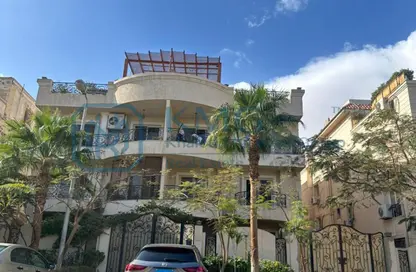 Apartment - 3 Bedrooms - 2 Bathrooms for sale in Area B - Ganoob El Acadimia - New Cairo City - Cairo