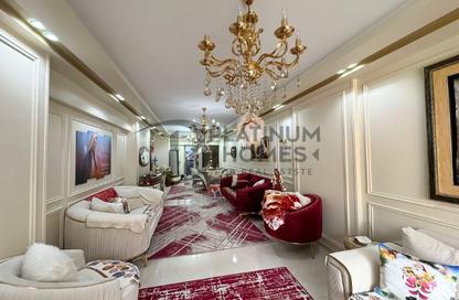Apartment - 3 Bedrooms - 2 Bathrooms for sale in Kafr Abdo - Roushdy - Hay Sharq - Alexandria