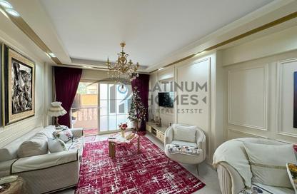 Apartment - 3 Bedrooms - 2 Bathrooms for sale in Kafr Abdo - Roushdy - Hay Sharq - Alexandria
