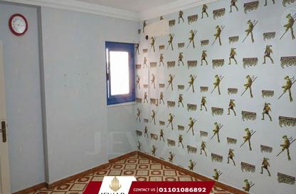 Apartment - 2 Bedrooms - 2 Bathrooms for sale in Khalil Mutran St. - Saba Basha - Hay Sharq - Alexandria