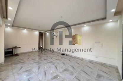 Apartment - 3 Bedrooms - 1 Bathroom for rent in The Square - 5th Settlement Compounds - The 5th Settlement - New Cairo City - Cairo Apartment - 3 Bedrooms - 1 Bathroom for rent in The Square - 5th Settlement Compounds - The 5th Settlement - New Cairo City - Cairo