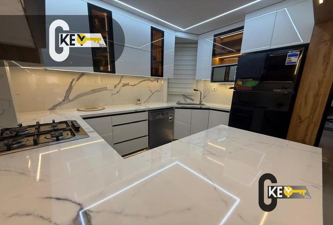 83667088 - Property Image 3