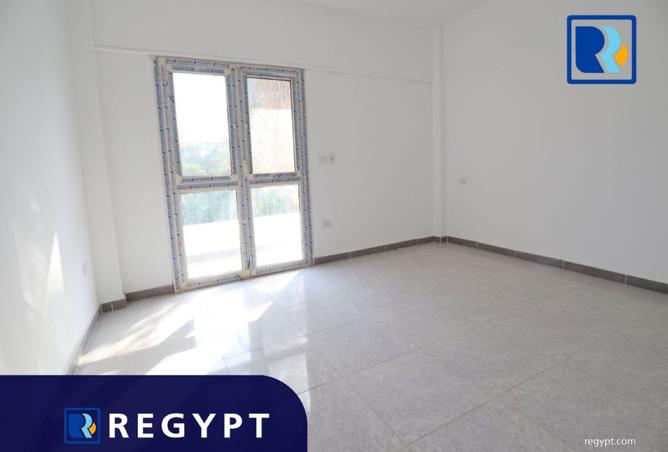 8474498 - Property Image 2