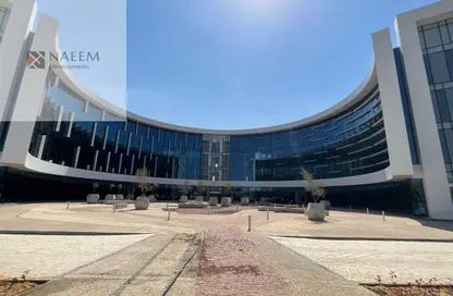 مساحات مكتبية - 3 غرف نوم - 2 حمامات للبيع في القرية الذكية - طريق مصر اسكندرية الصحراوي - مدينة 6 أكتوبر - الجيزة