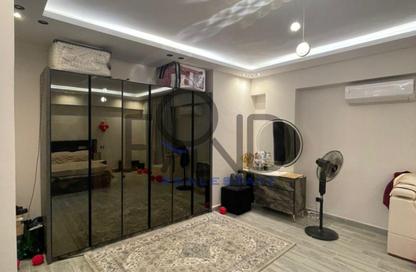 Apartment - Studio - 1 Bathroom for rent in Al Gezira St. - South Investors Area - New Cairo City - Cairo