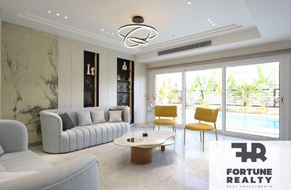 Villa - 5 Bedrooms - 4 Bathrooms for rent in Garden Residence - Hyde Park - New Cairo City - Cairo
