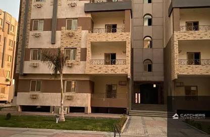 Apartment - 3 Bedrooms - 2 Bathrooms for sale in Al Andalus District - New Cairo City - Cairo