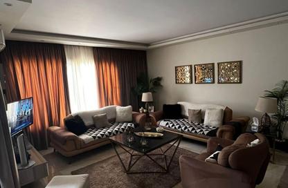 Apartment - 2 Bedrooms - 2 Bathrooms for sale in Palm Hills Village Gate - South Investors Area - New Cairo City - Cairo