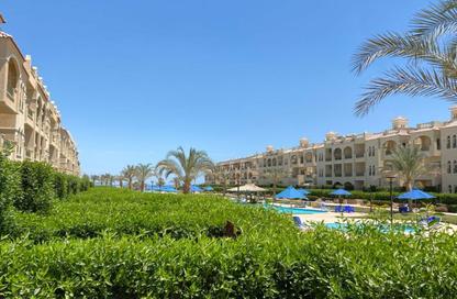 Chalet - 2 Bedrooms - 2 Bathrooms for sale in Lasirena Palm Beach - Al Ain Al Sokhna - Suez Chalet - 2 Bedrooms - 2 Bathrooms for sale in Lasirena Palm Beach - Al Ain Al Sokhna - Suez