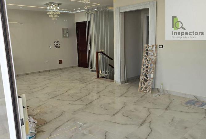 8522687 - Property Image 2