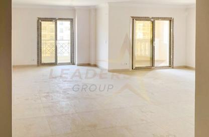 شقة - 3 غرف نوم - 3 حمامات للايجار في صوارى - كمبوندات الاسكندرية - الاسكندرية