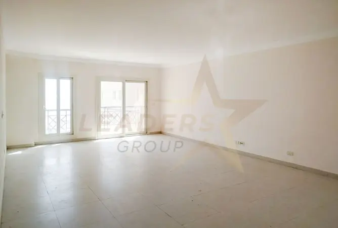 104043604 - Property Image 2