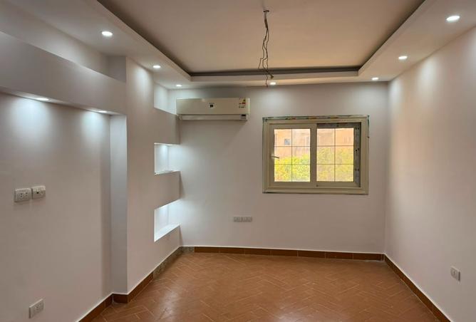 105168011 - Property Image 3