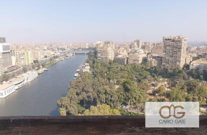 Duplex - 4 Bedrooms - 3 Bathrooms for sale in Bahaa Eldeen Krakoush St. - Zamalek - Cairo
