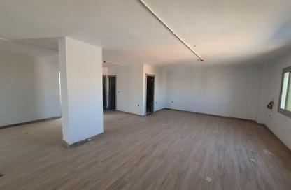Factory - Studio - 3 Bathrooms for sale in 10th of Ramadan City - Sharqia