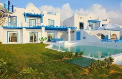 Villa - 3 Bedrooms - 3 Bathrooms for sale in Mountain View October Park - 6th District - 6 October City - Giza