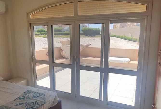 54746800 - Property Image 3