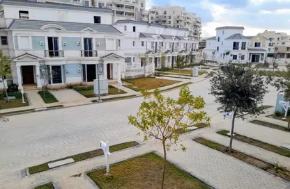 Villa - 3 Bedrooms - 3 Bathrooms for sale in Mountain View iCity - 5th Settlement Compounds - The 5th Settlement - New Cairo City - Cairo