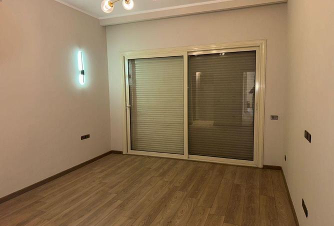 89895457 - صورة العقار 3