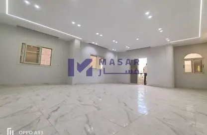 Apartment - 3 Bedrooms - 2 Bathrooms for sale in Ahmed Shawky Axis - El Banafseg 1 - El Banafseg - New Cairo City - Cairo