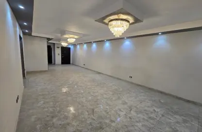 شقة - 3 غرف نوم - 2 حمامات للايجار في زهراء المعادي - حي المعادي - القاهرة