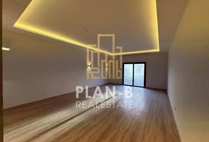 8612434 - Property Image 2