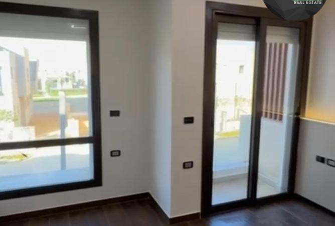 8611705 - Property Image 2