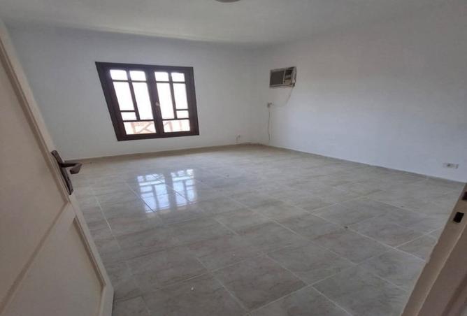 98008945 - صورة العقار 3