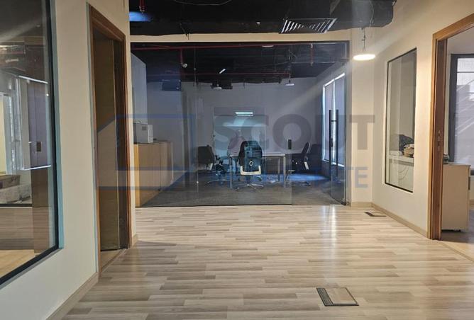 98825555 - Property Image 3