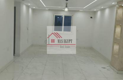 Office Space - 3 Bedrooms - 2 Bathrooms for rent in El Gazaer St. - Mohandessin - Giza