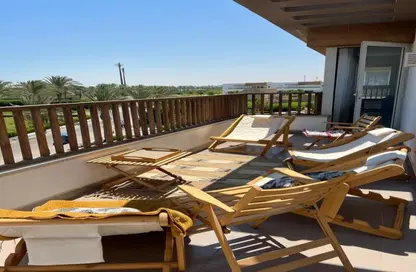 Chalet - 2 Bedrooms - 2 Bathrooms for rent in Almaza Bay - Qesm Marsa Matrouh - North Coast