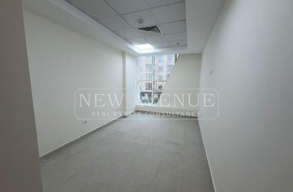 Clinic - Studio - 2 Bathrooms for rent in Ozone Health Care District - Al Narges - New Cairo City - Cairo