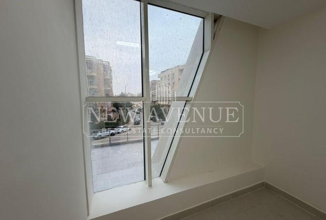 83665229 - Property Image 3