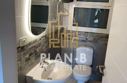 Apartment - 3 Bedrooms - 2 Bathrooms for rent in New Giza - Cairo Alexandria Desert Road - 6 October City - Giza