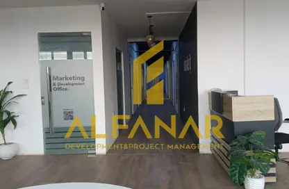 مساحات مكتبية - استوديو للايجار في شارع ال ٩٠ الجنوبي - شارع التسعين الجنوبي - التجمع الخامس - مدينة القاهرة الجديدة - القاهرة