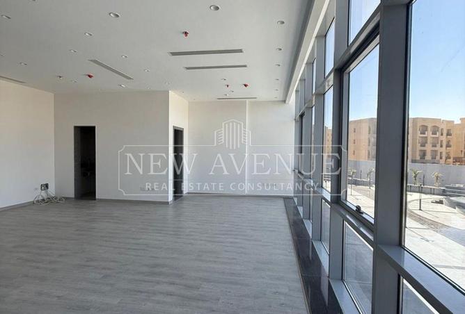 104873400 - Property Image 2