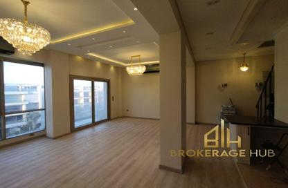 Penthouse - 3 Bedrooms - 2 Bathrooms for rent in Galleria Residences - South Investors Area - New Cairo City - Cairo